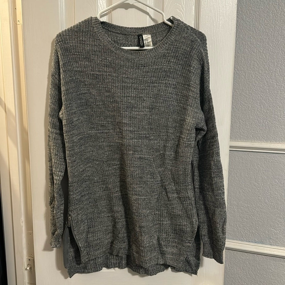 H&M Sweater